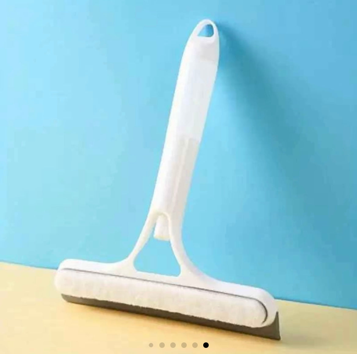 3-in-1 Window Cleaning scraper (with a built in spray)